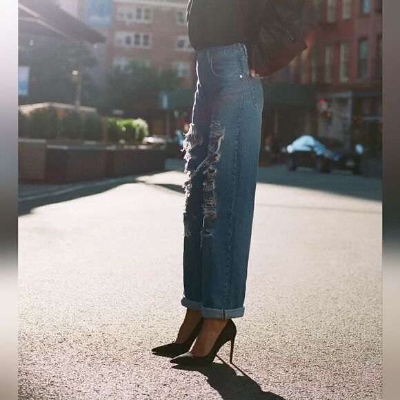 Anthropologie Pilcro The Joey High-Rise Distressed Straight Jeans Size 26 NWT - Picture 2 of 14